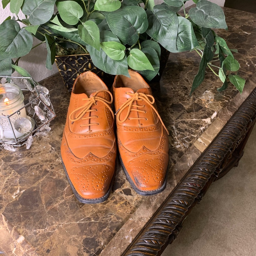 🔥 Hot Sale🔥Men Dress/ Work Shoe. Color: Tan. Size: 9